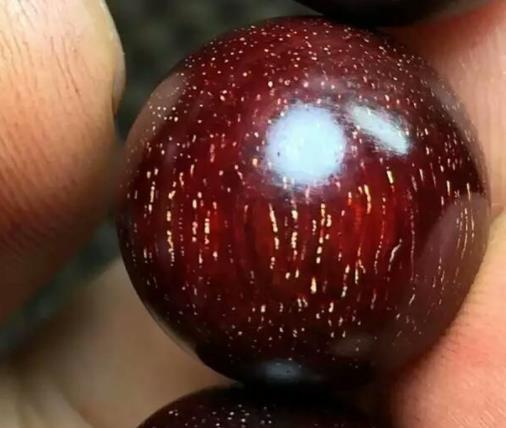 八步鉴别小叶紫檀真伪，小叶紫檀鉴别真假图解（“爆满金星”的小叶紫檀）