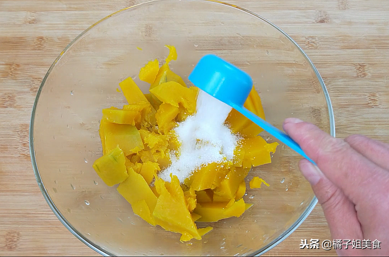 圖片[4]-【南瓜球】做法步驟圖 外皮酥脆 內(nèi)里軟糯-起舞食譜網(wǎng)