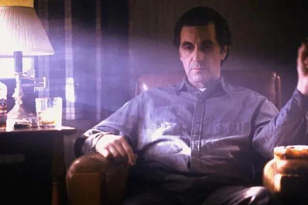 闻香识女人表达了什么，闻香识女人一般表达了什么（邂逅爱与人生价值的《闻香识女人》）