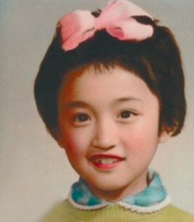 “甜歌皇后”杨钰莹和她的第一个男朋友：爱情，可以很纯洁