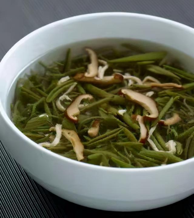 浙江杭州特色美食有哪些，杭州市有什么特色美食（还有八大杭州必吃美食）