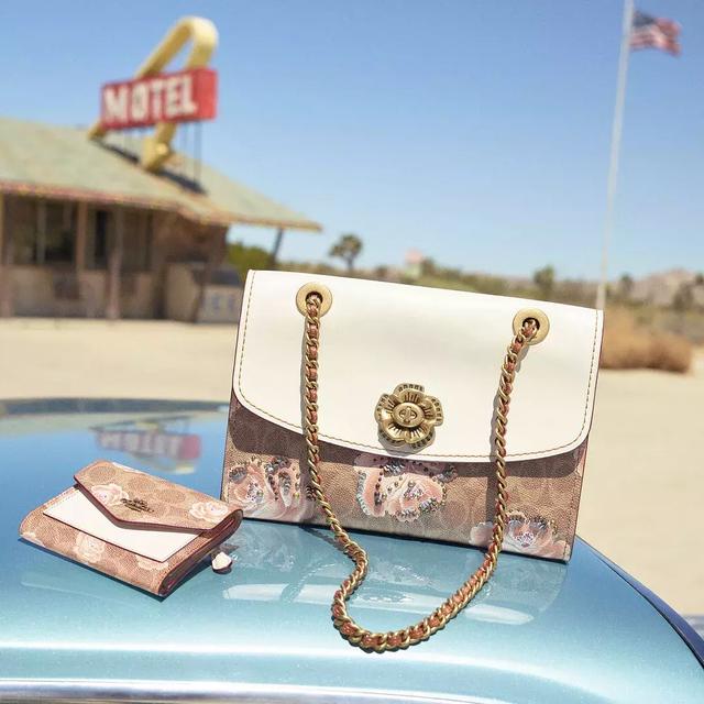 mk包包属于什么档次，MK包包属于什么档次（这五个颜值与质感均在线的包包品牌）