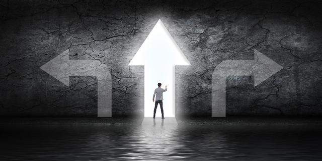 销售面试自我介绍，销售面试自我介绍英文（面试时怎样自我介绍比较好）