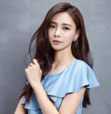 小千代图片长大后，小千代图片（《艺伎回忆录》里的小姑娘长大了）