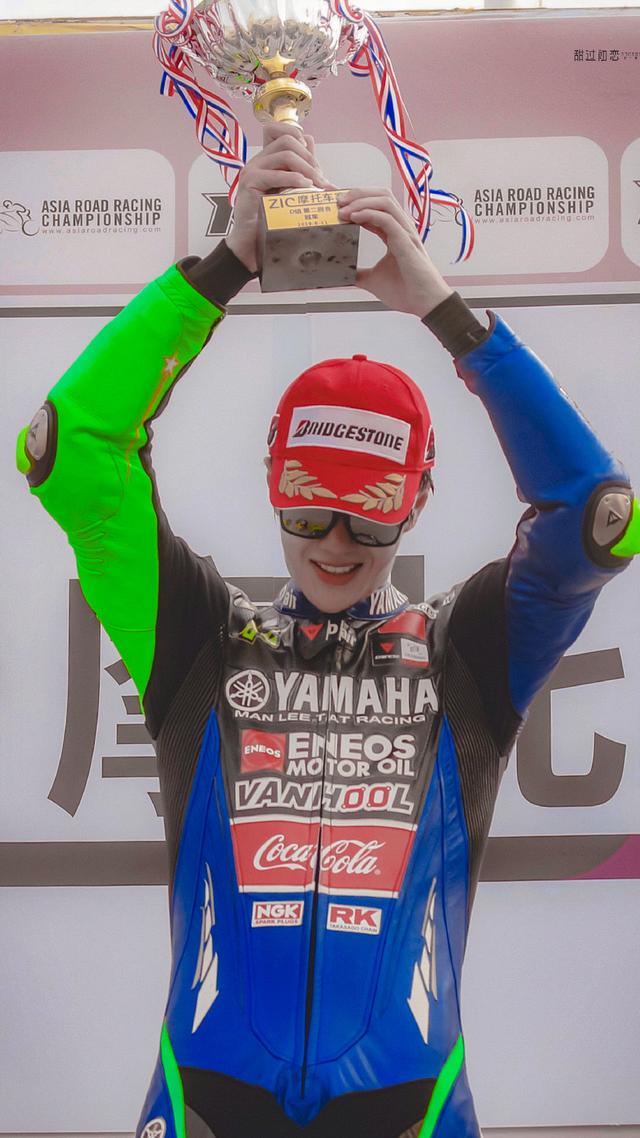 境界的彼方壁纸，境界的彼方，微信头像（突然感觉博辰君好帅），微信头像（你们想要的王一博高清壁纸）