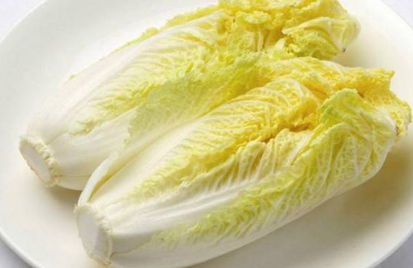 吃火锅都吃什么菜，在家吃火锅什么吃什么素菜最好（你觉得谁才是火锅“素菜之王”呢）