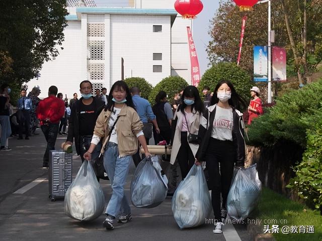长沙航空职业技术学院怎么样，排名好不好（长沙航院：热情似火）