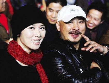 2009年，王全安与相恋十年的余男分手，转身便与张雨绮拍了部好戏