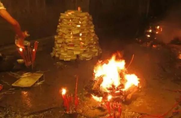 头七需要准备什么东西，头七简单流程（为何有头七、三七、五七和七七）