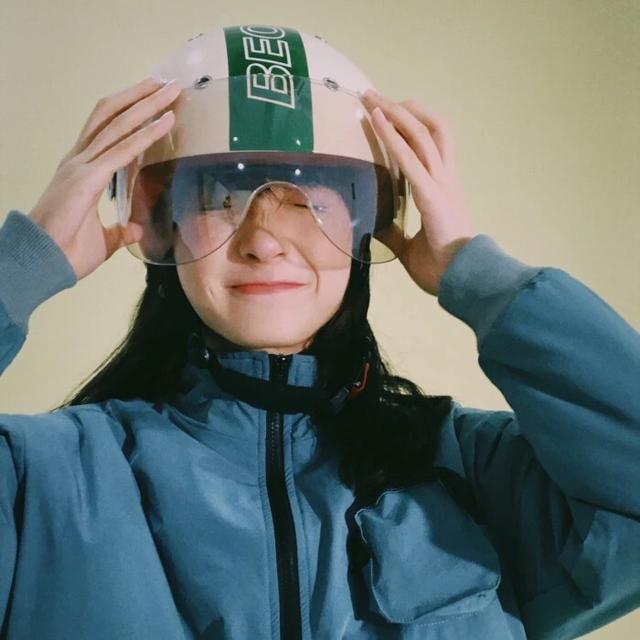 【优质/男】左灯右行，微信头像，【优质/男】左灯右行（我爱你有种左灯右行的冲突）