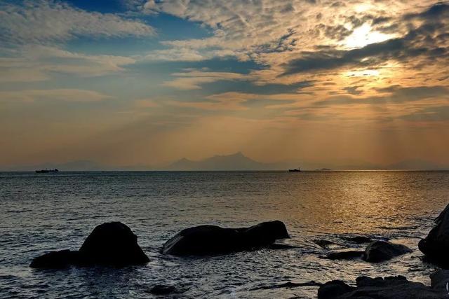 深圳东冲旅游度假屋，深圳东冲海滩介绍（一处真正的私家海滩）