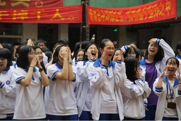 今年高考考了630分能上985大学吗（高考670分报考985名校，最后却被民办学校录取）