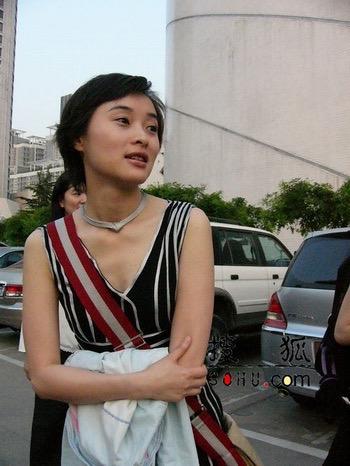 陈建斌结过几次婚，陈建斌结过几次婚年轻（陈建斌从“草根”变“皇阿玛”的上位史）