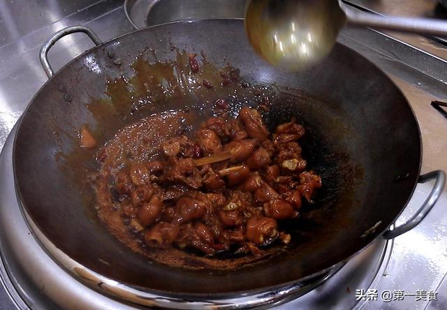 猪爪的做法，猪蹄的做法大全家常做法（厨师长教你秘制做法）