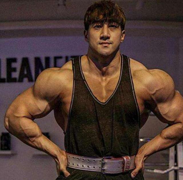 斜方肌的功能和作用，为什么要练斜方肌（健身必练斜方肌的3个原因）