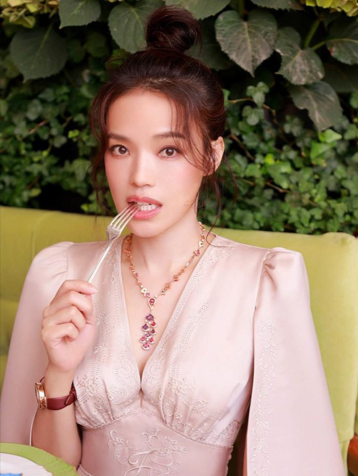 方脸适合的发型图,方脸适合什么发型 - 玉三网