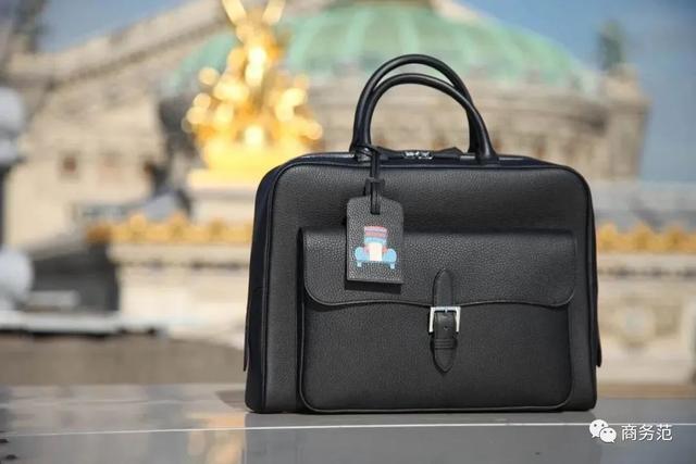 意大利男士皮具品牌有哪些，意大利男士皮鞋品牌有哪些（职场男必备公文包）