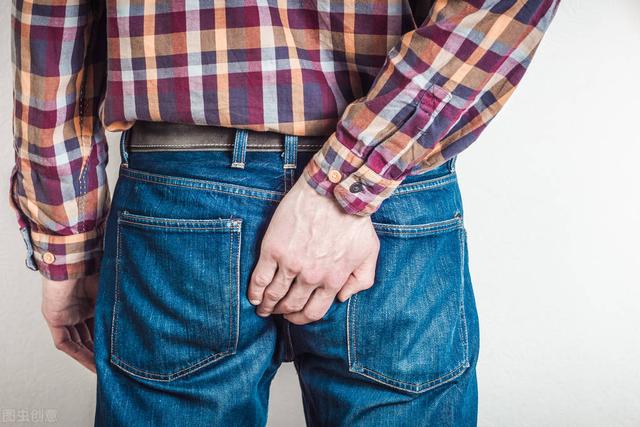 脱肛用手塞回去步骤，狗狗脱肛塞回去技巧（血栓性痔疮掉出来了）