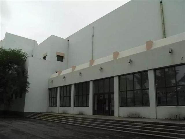 辽东学院宿舍条件怎么样，辽东学院宿舍几人间（辽宁省普通高等院校）