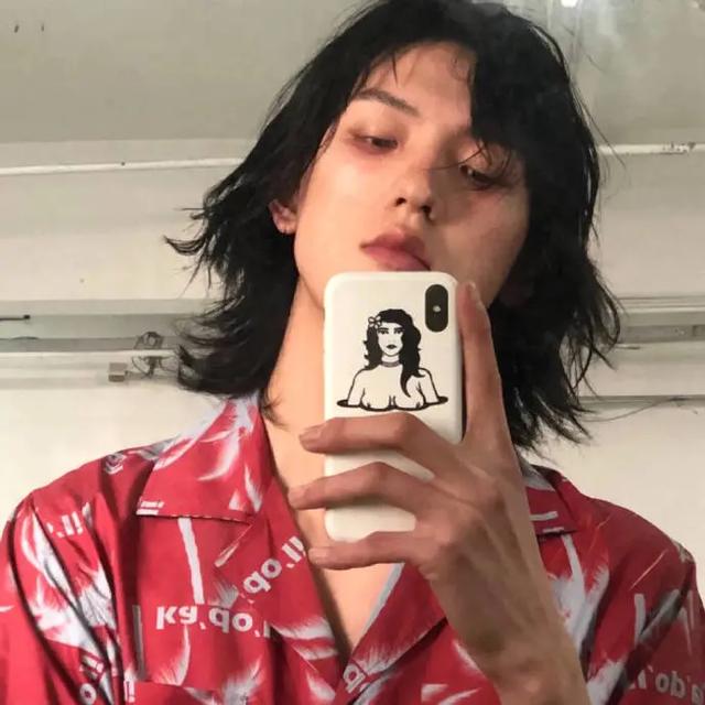 欧美风高冷炫酷男生头像微信，欧美风高冷炫酷男生头像（超酷的欧美头像来袭）