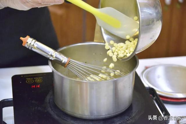 如何制作美味的咖啡蛋糕，如何制作美味的咖啡蛋糕步骤（咖啡焦糖杯子蛋糕）