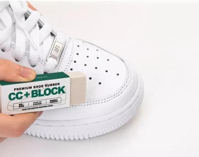 白鞋网面脏了如何清理，网面白色运动鞋清洗小技巧（一块橡皮擦）