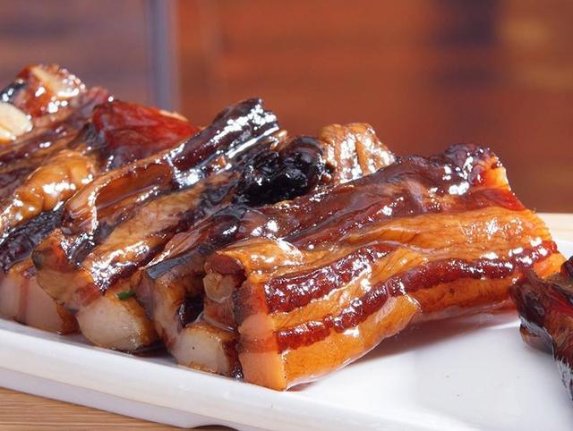 火腿和腊肉的区别，金华火腿和腊肉一样吗（最受欢迎的4种“腊肉”）