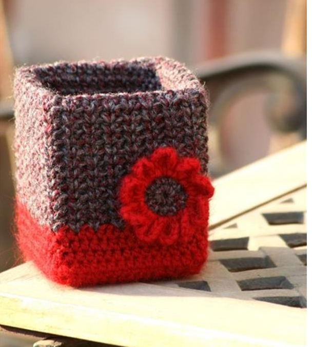 小学生手工作品简单又漂亮，简单又漂亮的小学生手工（给家里的小宝宝钩一款）