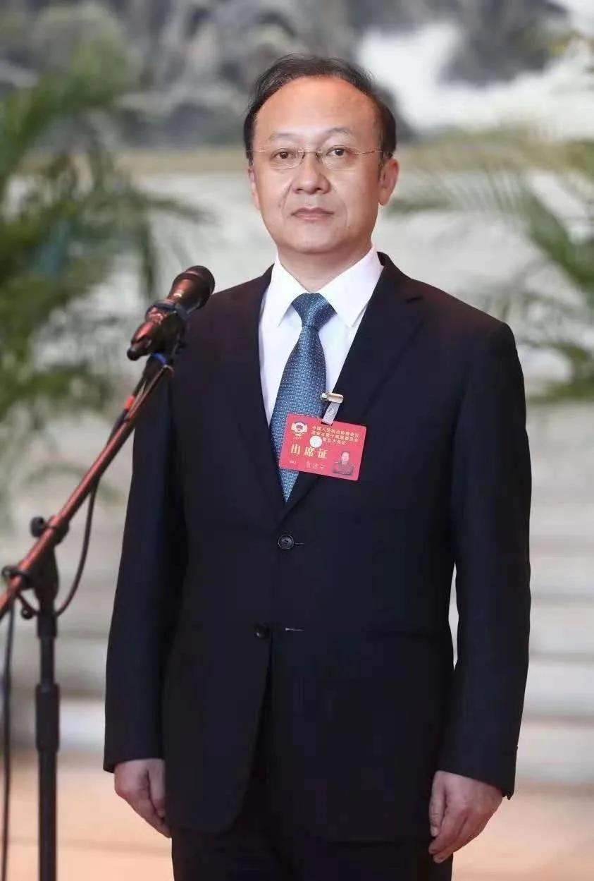 护士礼仪站姿有几种，护士礼仪站姿有几种图片（大兴护理的快和实之礼仪篇）