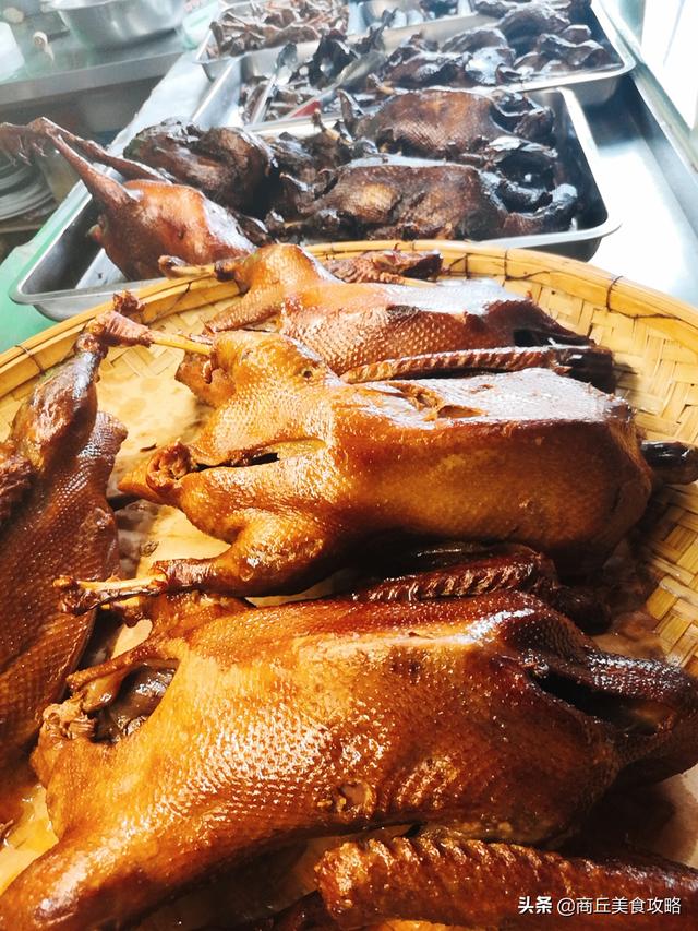 商丘特产可以送人的,商丘特产可以送人的食品(商丘特色美食刘胖三炕鹅