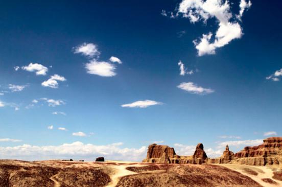 乌鲁木齐到布尔津，乌鲁木齐到布尔津怎么走（新疆最美自驾路线之一）