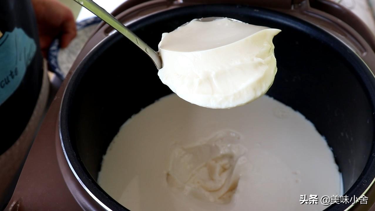 豆腐脑的做法和配方，豆腐脑的做法和配方图（详细配方比例告诉你在家做）