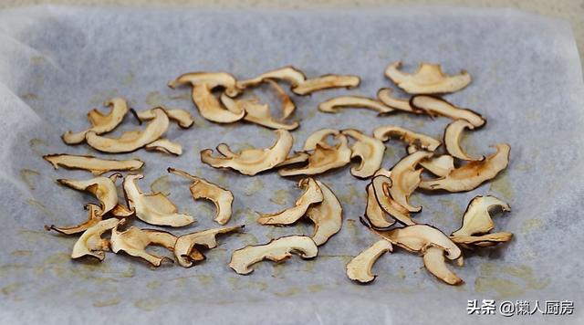 炒冬菇怎么做，冬菇怎么做好吃（炒菜再也不加味精了）