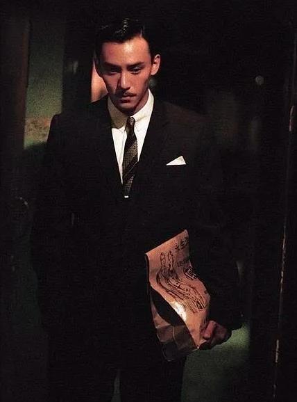 张震主演的电影，张震演的电影谍战片（为什么名导们的镜头总偏爱张震）