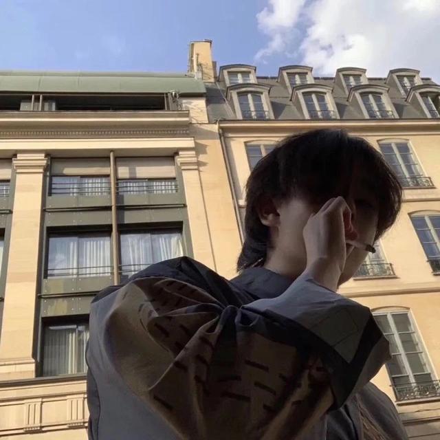 如果你不会回来 请把快乐还给我，微信头像，如果你不会回来 请把快乐还给我（微信头像 爱不释手）