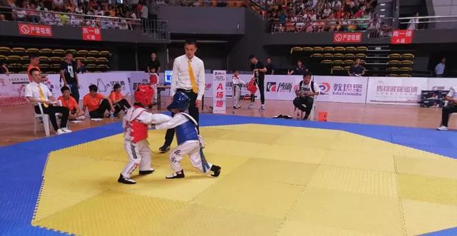 跆拳道比赛规则，求ITF跆拳道的比赛规则具体点（掌握这些知识就可以看懂跆拳道比赛）