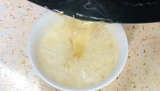 用手抓饼怎么做早餐，20分钟解决全家早餐