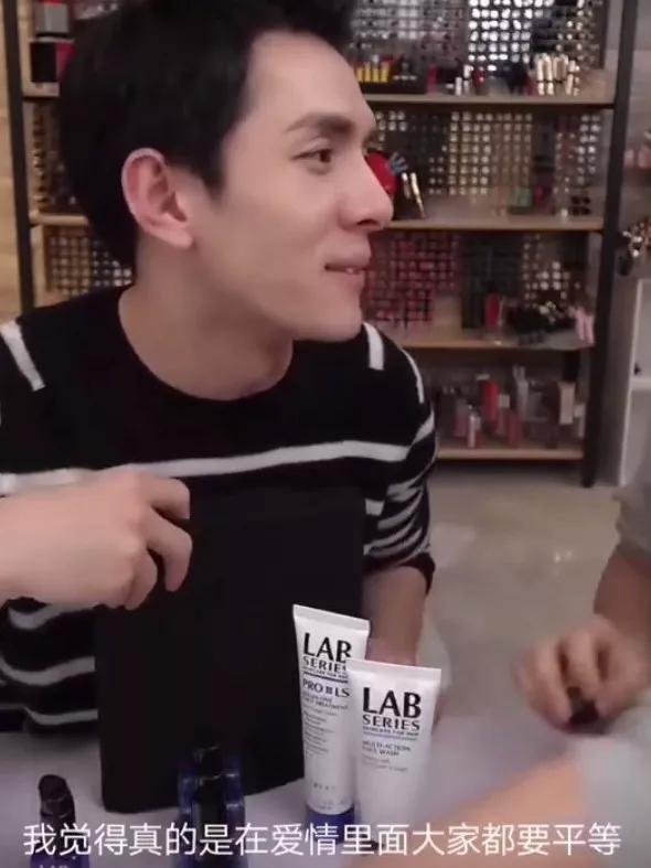 李湘直播带货要怎么购买，李湘在哪里直播带货？