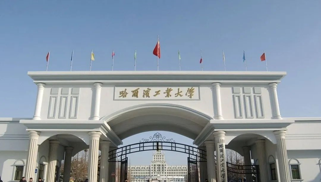 哈工大一校区图书馆几点开门，哈工大二校区图书馆开放时间（哈尔滨工业大学威海校区）