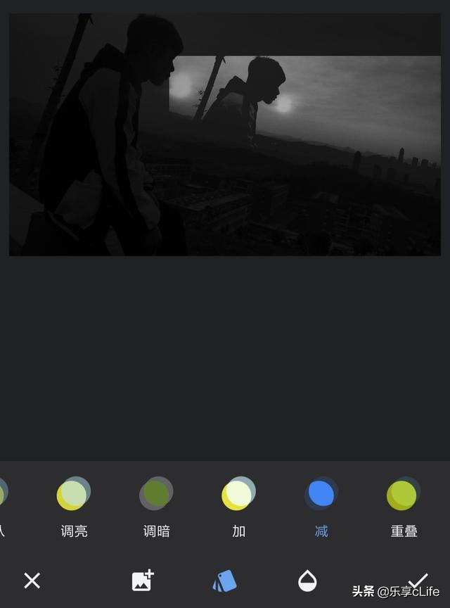 如何让照片出现重影，怎么让照片重影（Snapseed入门教程04-《双重曝光的使用》）