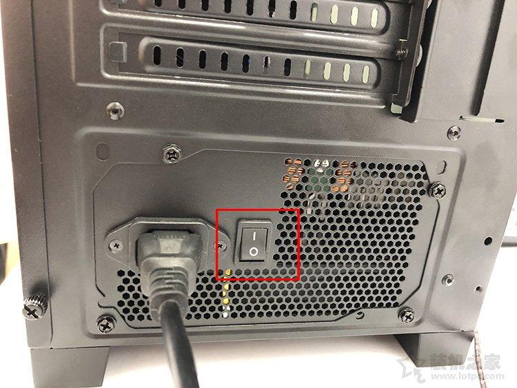 电脑主机的结构图解说明，主机箱内部结构图高清带名称及介绍