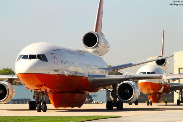 森林灭火飞机型号，美国森林火灾扑救中常见的灭火飞机类型与功能