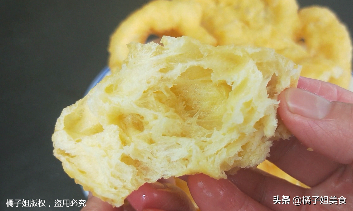 图片[7]-懒人早餐新宠：无需揉面的酥脆蓬松饼 10分钟搞定 比油条还简单-起舞食谱网