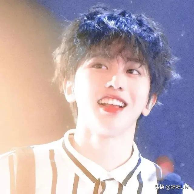 蔡徐坤生日头像～2微信，蔡徐坤生日头像～2（蔡徐坤头像+背景图搭配）