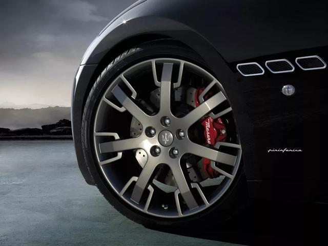 轮胎型号字母代表什么意思，轮胎型号的意思（轮胎上的各种字符都表示什么意思）