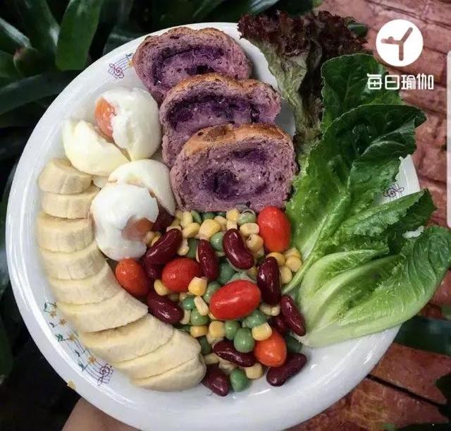 练完瑜伽后多久可以吃东西，瑜伽后多久可以吃东西（瑜伽饮食Yoga Diet）