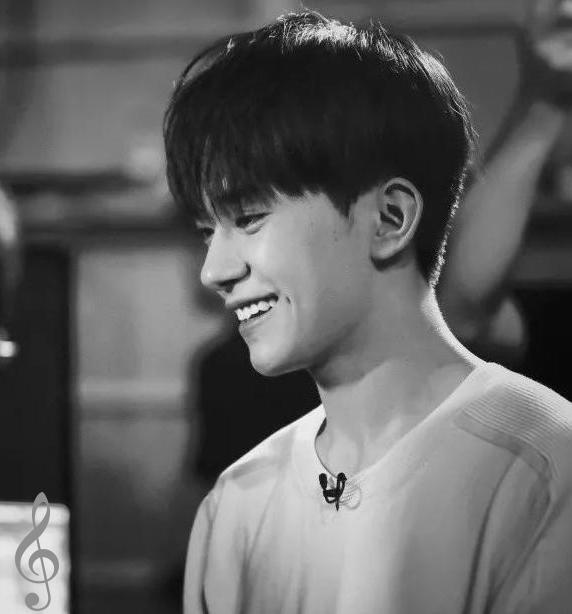 燚字取名的寓意,燚字取名的寓意是什么(易烊千玺“燚”生日会寓意四字弟红红火火) 燚字取名的寓意,燚字取名的寓意是什么(易烊千玺“燚”生日会寓意四字弟红红火火)