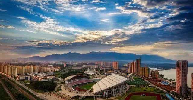 江西上饶什么源，江西上饶什么源什么岭（听名字大家都以为是个小镇）