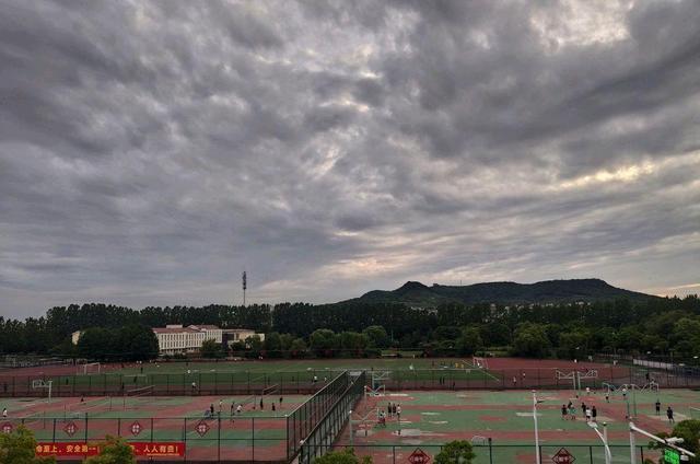 金陵科技学院2021录取分数线，2022金陵科技学院在贵州招生人数、录取分数线、位次（金陵科技学院计划升格南京软件大学）