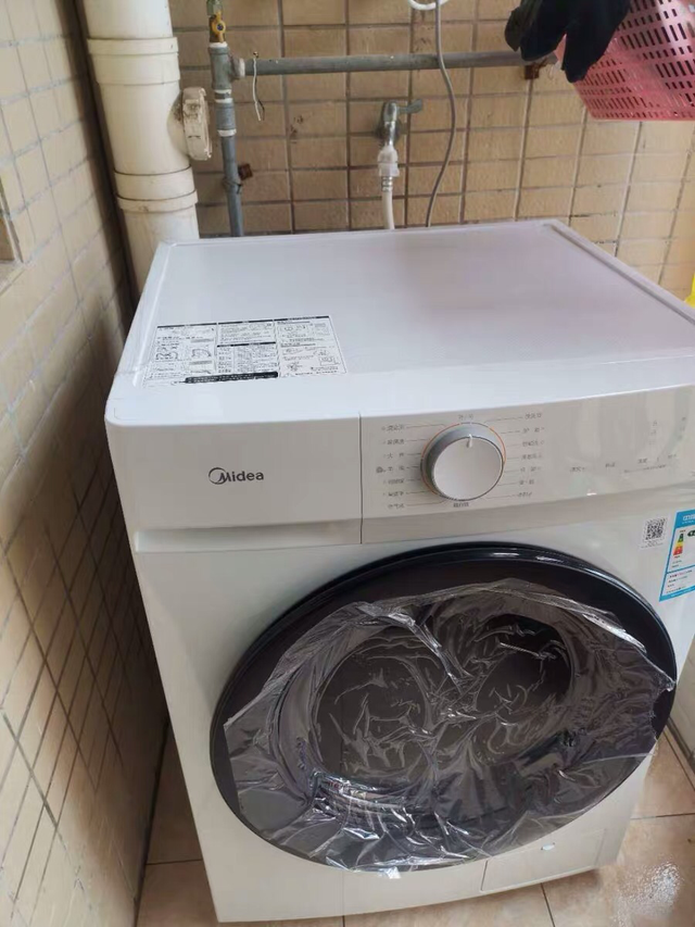 皮衣可以用洗衣机洗吗，普通皮衣可以用洗衣机洗吗（但真的洗得干净衣服吗）